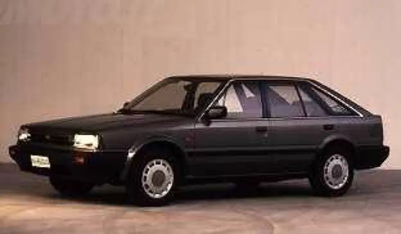 Nissan Bluebird 1.6 5 porte SLX