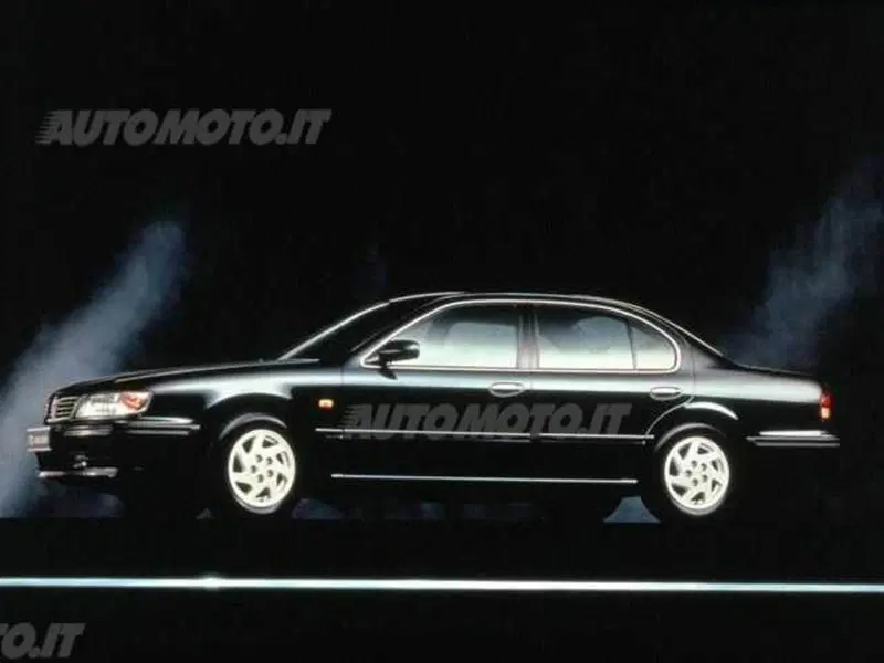 Nissan Maxima QX 2.0i V6 24V cat