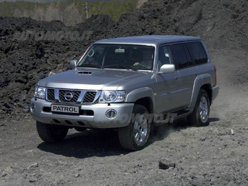 Nissan Patrol 3.0 TD Di 5 porte SE Wagon