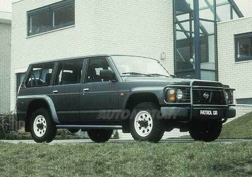 Nissan Patrol GR (1988-97)