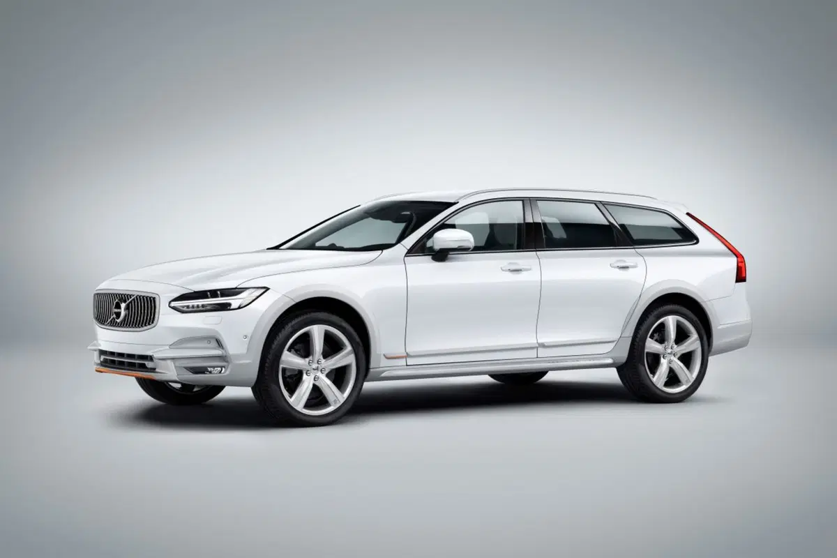 Volvo V90 Cross Country Ocean Race, ritorna la classica edizione speciale (2)