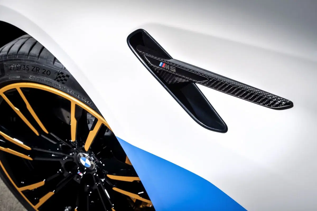 BMW M5 xDrive, la nuova Safety Car della MotoGP 2018 (13)
