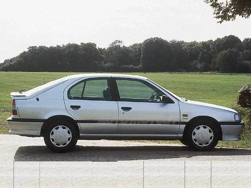 Nissan Primera 2.0i 16V cat 5 porte SE
