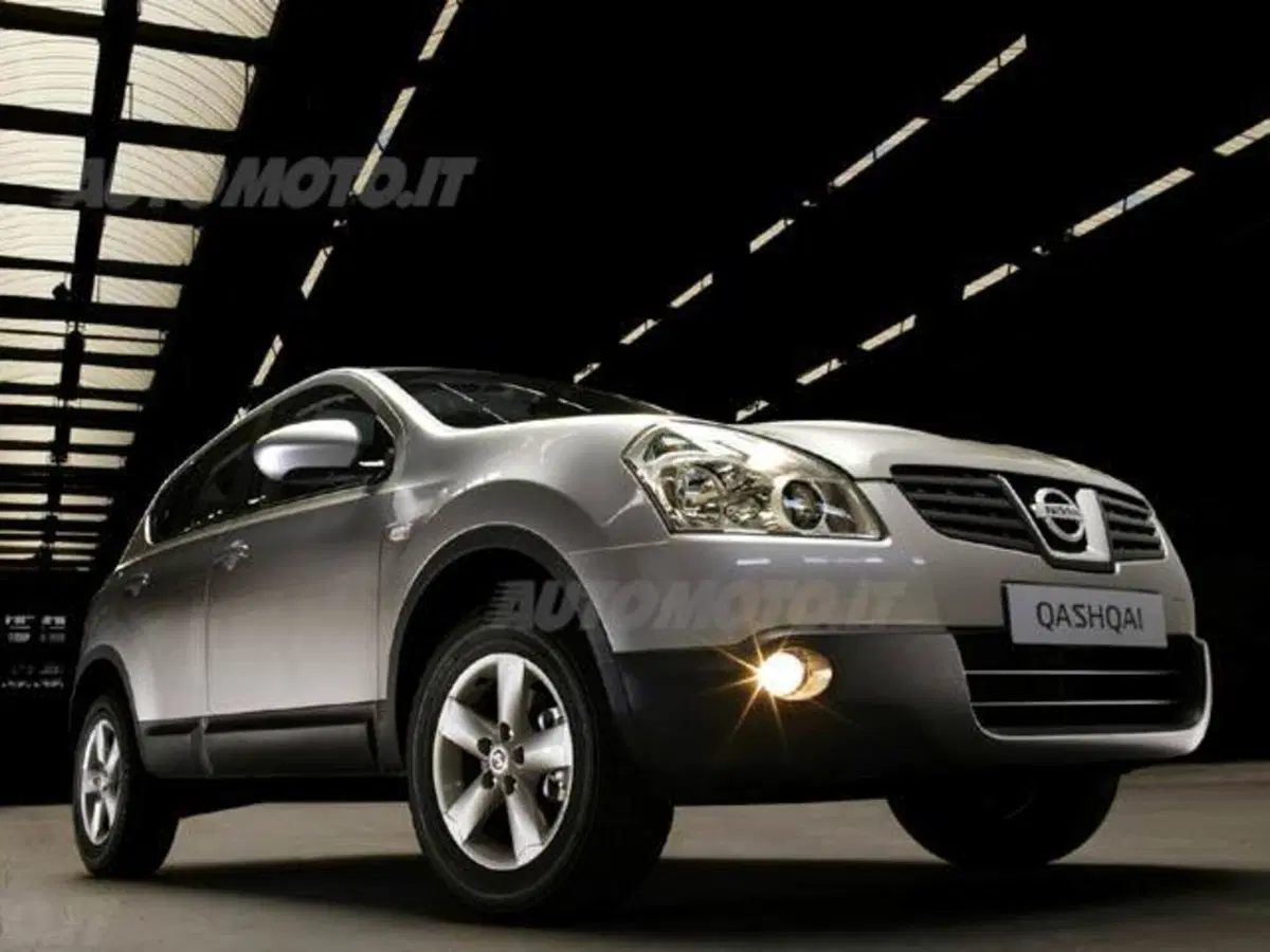 Nissan Qashqai 2.0 dCi DPF 4WD Acenta