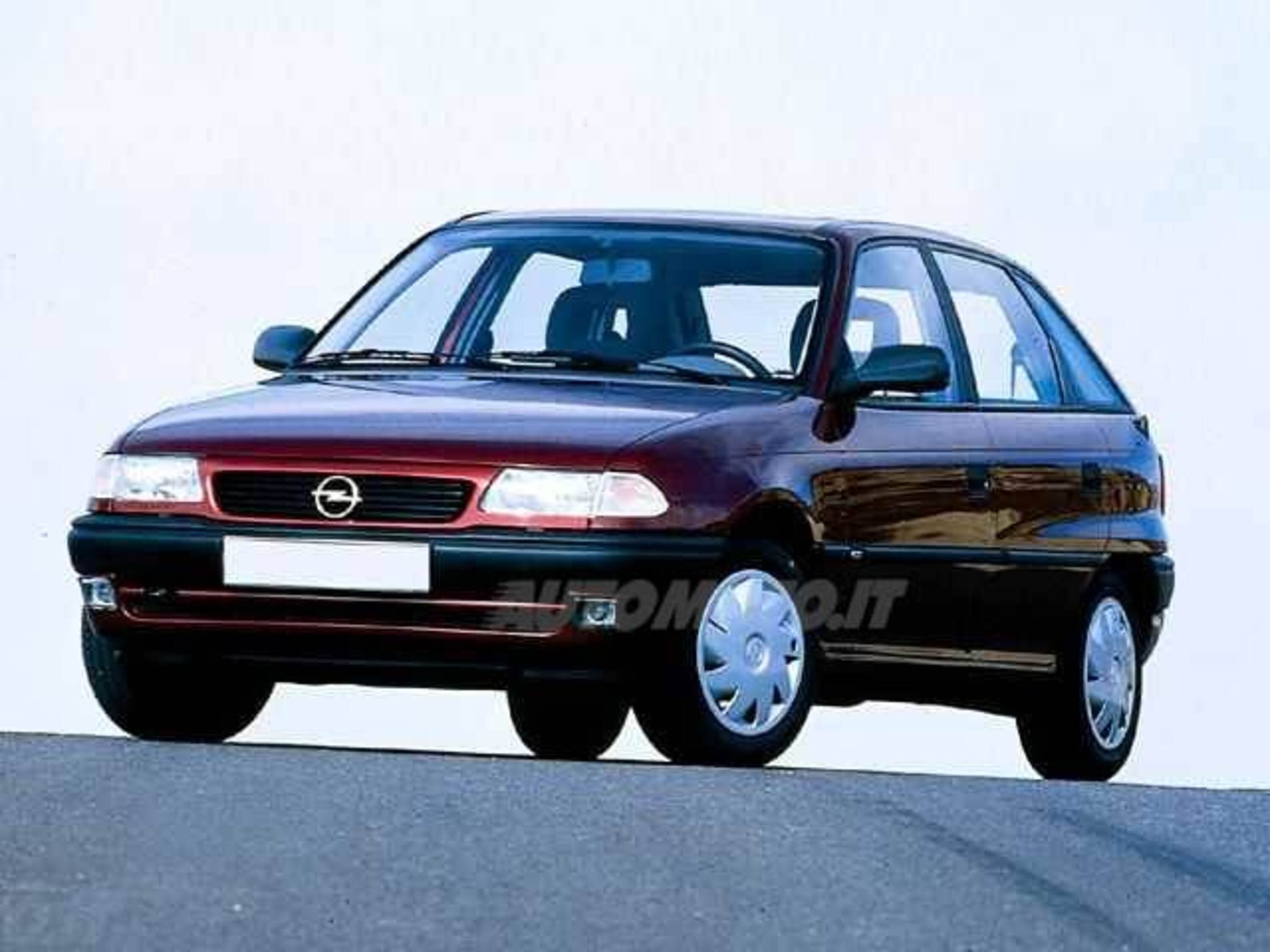 Opel Astra cat 5 porte GL my 97