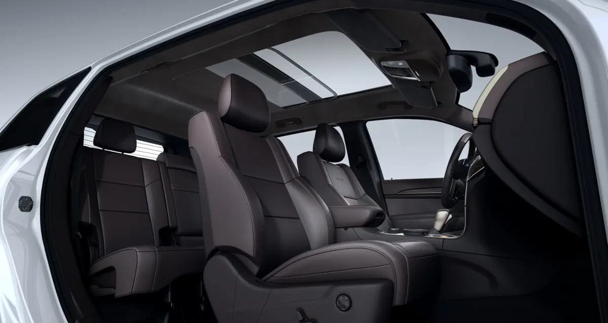Quale comprare, Confronto: Jeep Grand Cherokee CRD Vs Porsche Cayenne Diesel (3)
