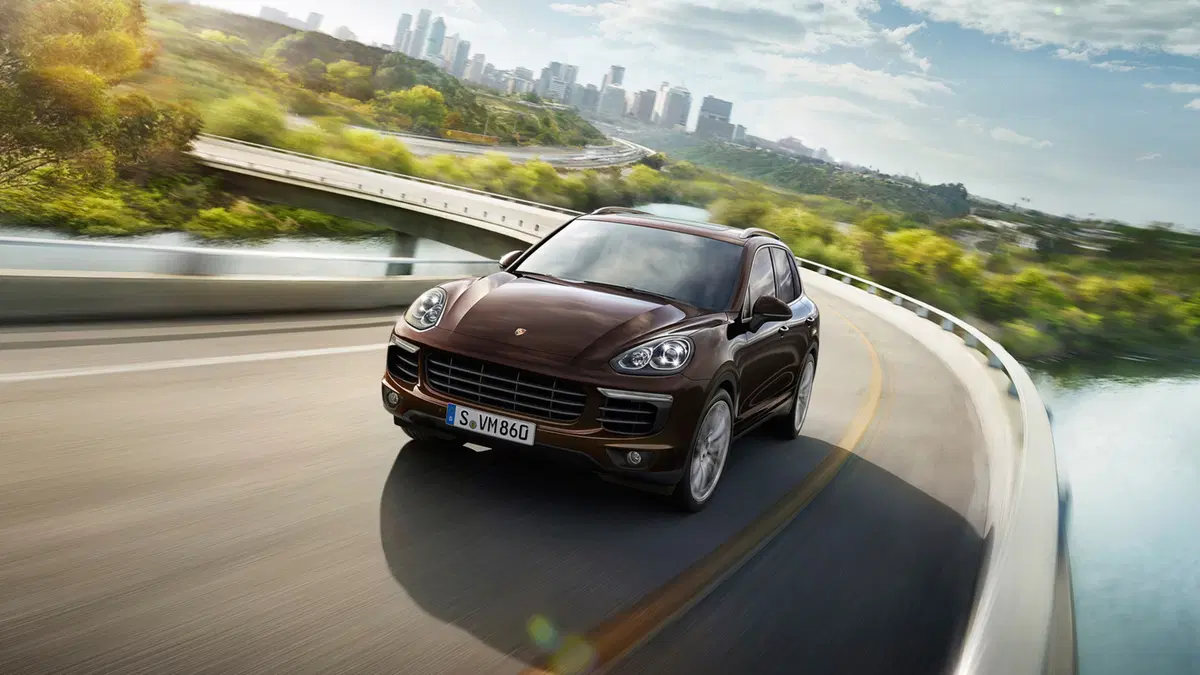 Quale comprare, Confronto: Jeep Grand Cherokee CRD Vs Porsche Cayenne Diesel (4)