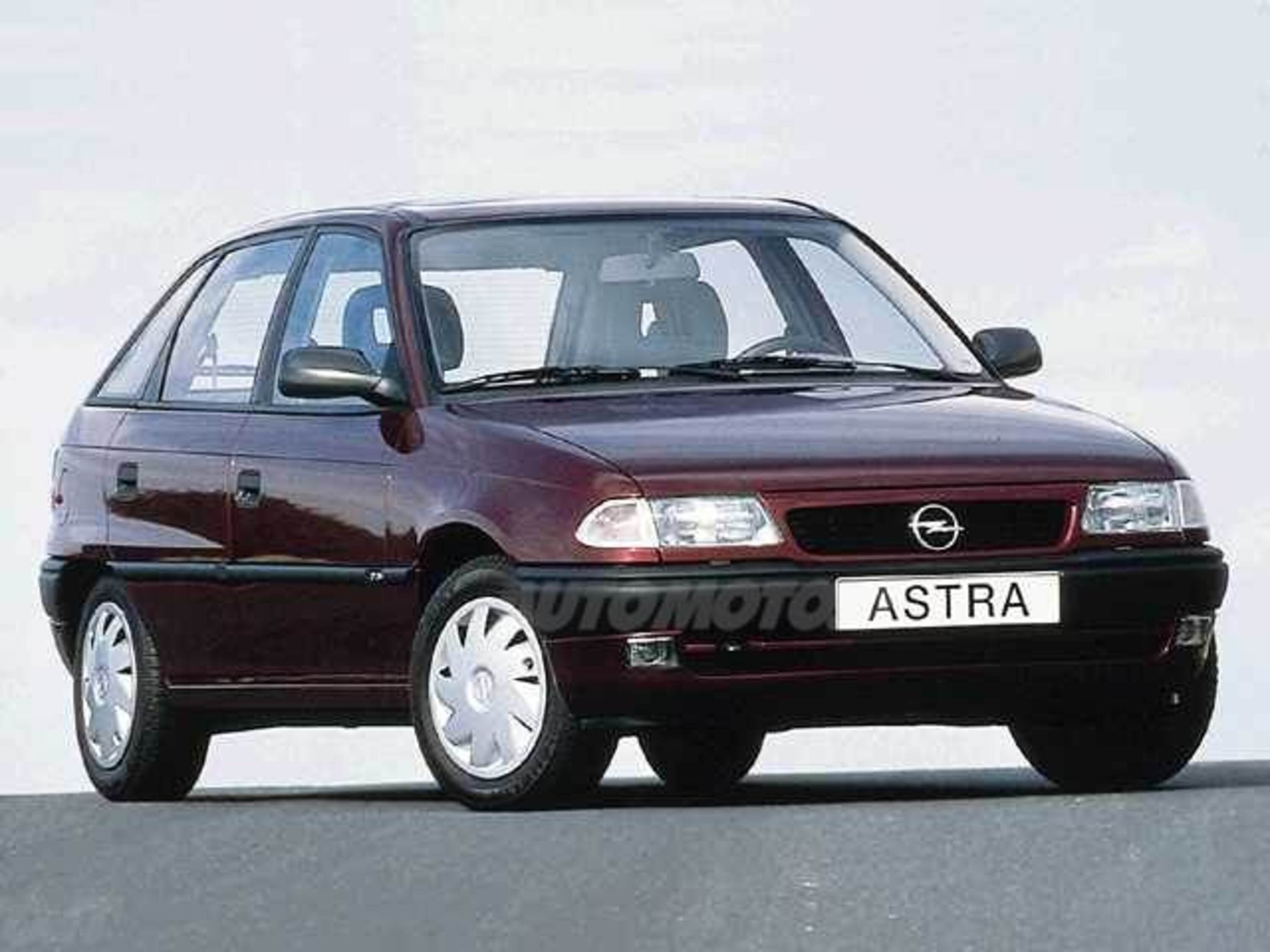 Opel Astra SE cat 5 porte GLS my 94