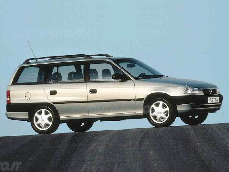 Opel Astra Station Wagon SE cat Station Wagon Club 