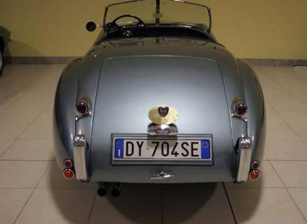 Jaguar XK 120 ots s.e. d'epoca a Mantova (3)