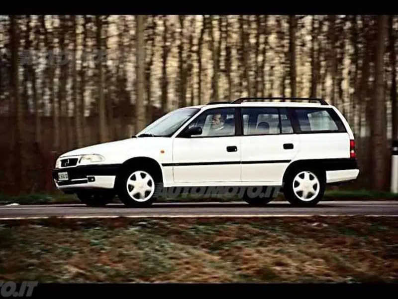 Opel Astra Station Wagon 16V cat Station Wagon Club