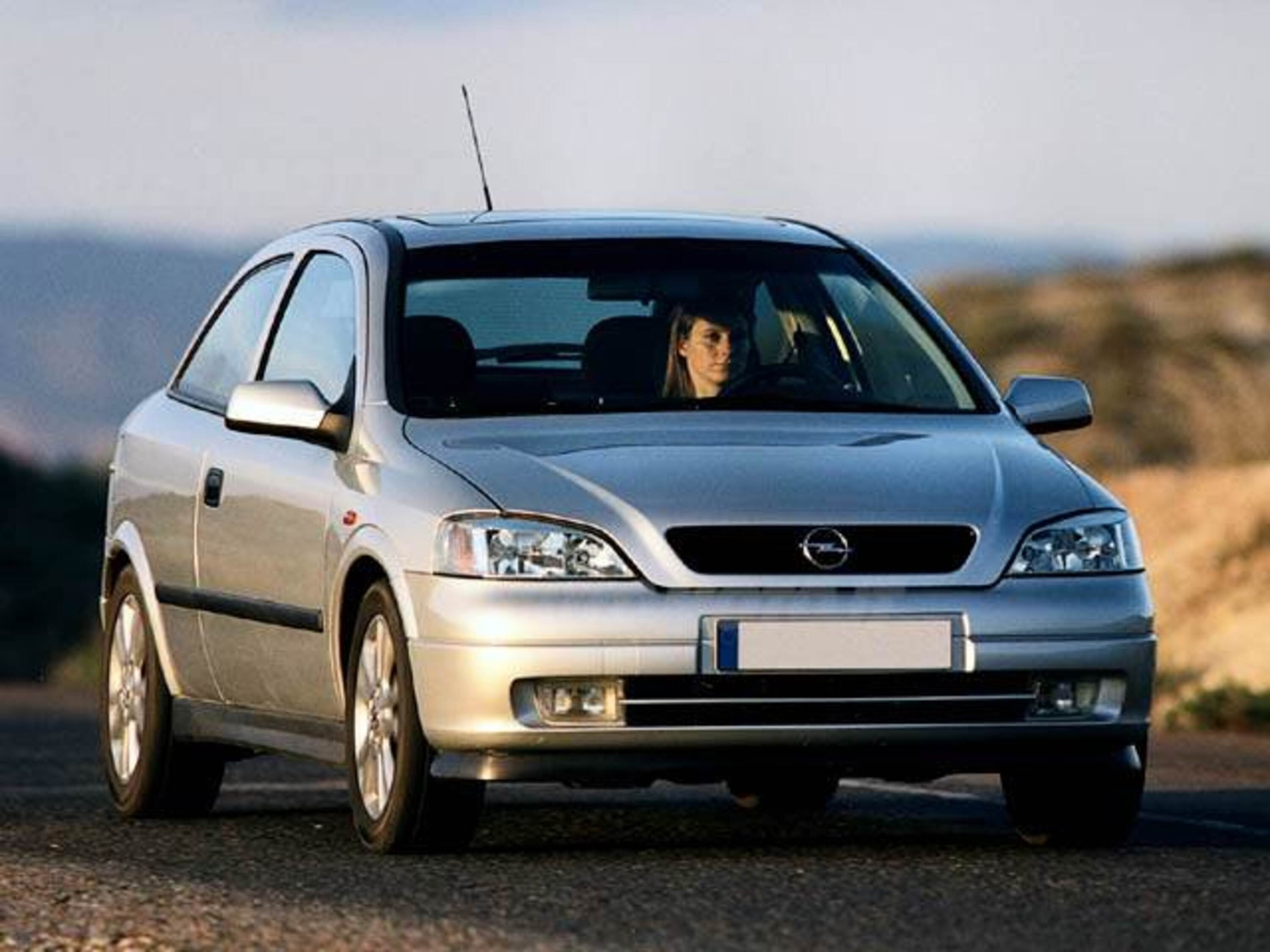Opel Astra (1998-04)