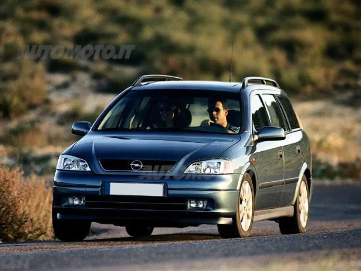 Opel Astra Station Wagon 2.0 16V DI cat Station Wagon Club