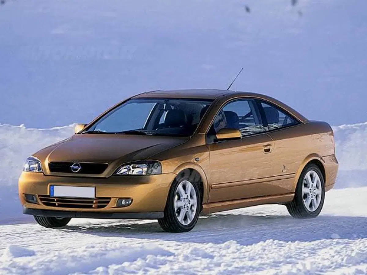 Opel Astra Coupé 2.0i Turbo 16V cat