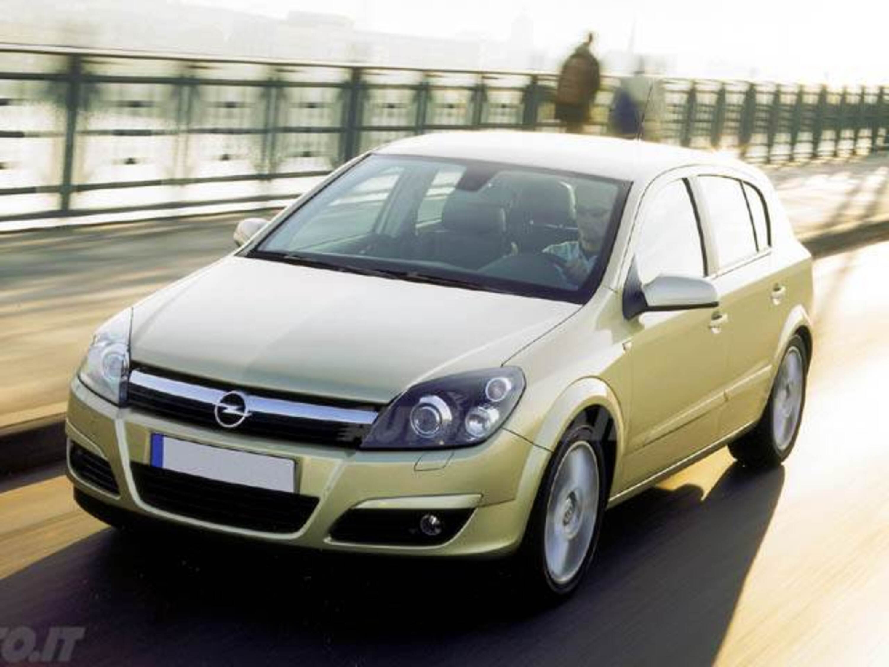Opel Astra 1.7 CDTI 80CV 5 porte Enjoy