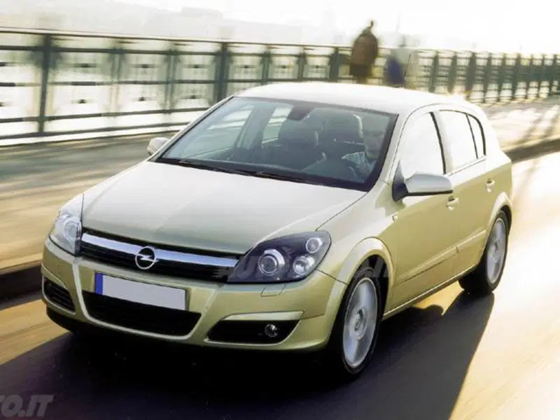 Opel Astra 1.8 16V 5 porte Enjoy