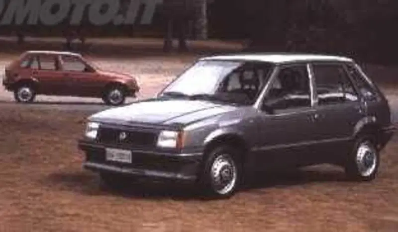 Opel Corsa 1.0 5 porte GL