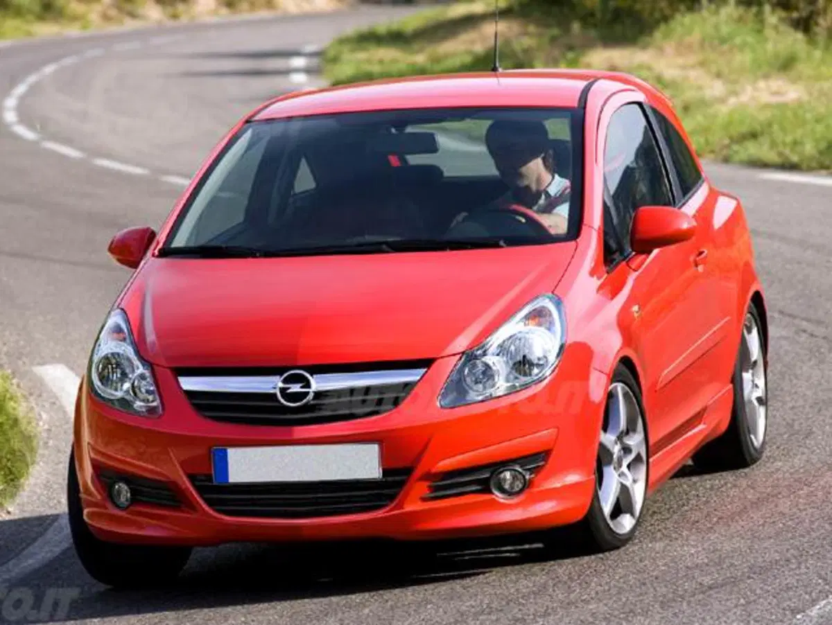 Opel Corsa 1.6 T 16V 3 porte GSI