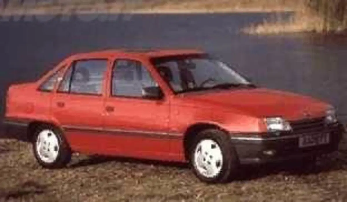 Opel Kadett 1.3 4 porte GL