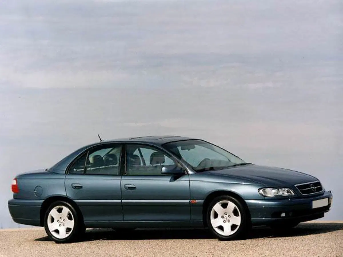 Opel Omega 3.2 V6 24V cat aut. Executive
