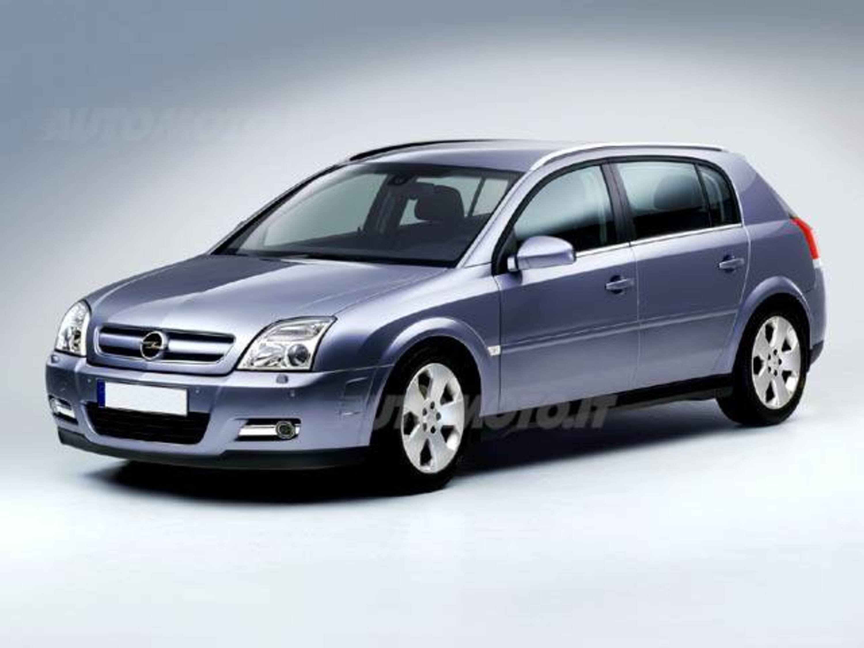 Opel Signum 1.8 16V Design Edition