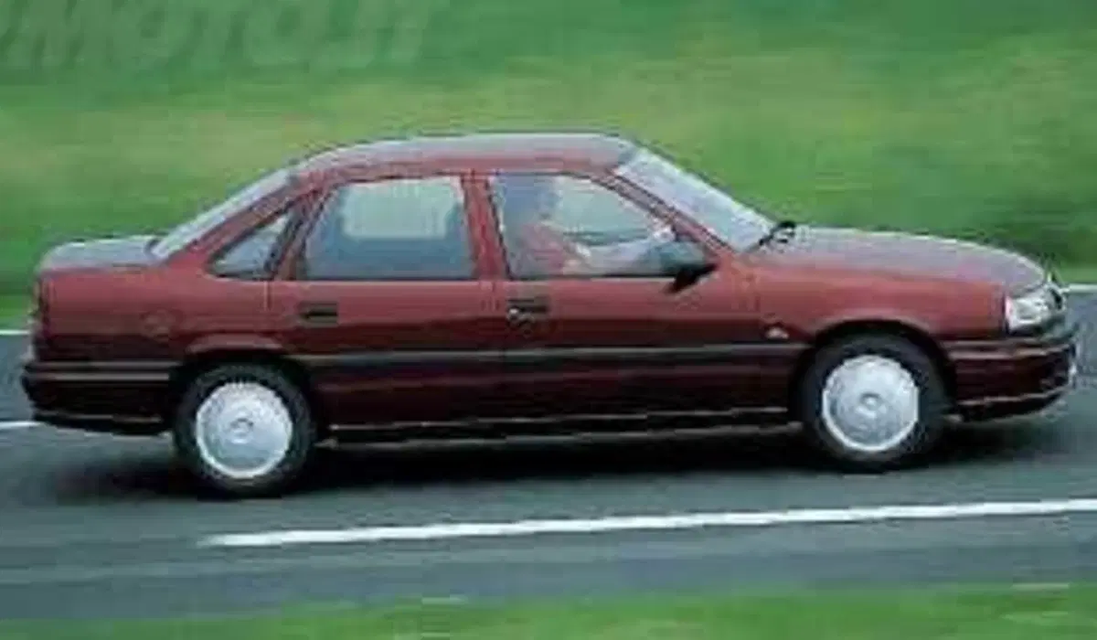 Opel Vectra 1.6i cat 4 porte GL