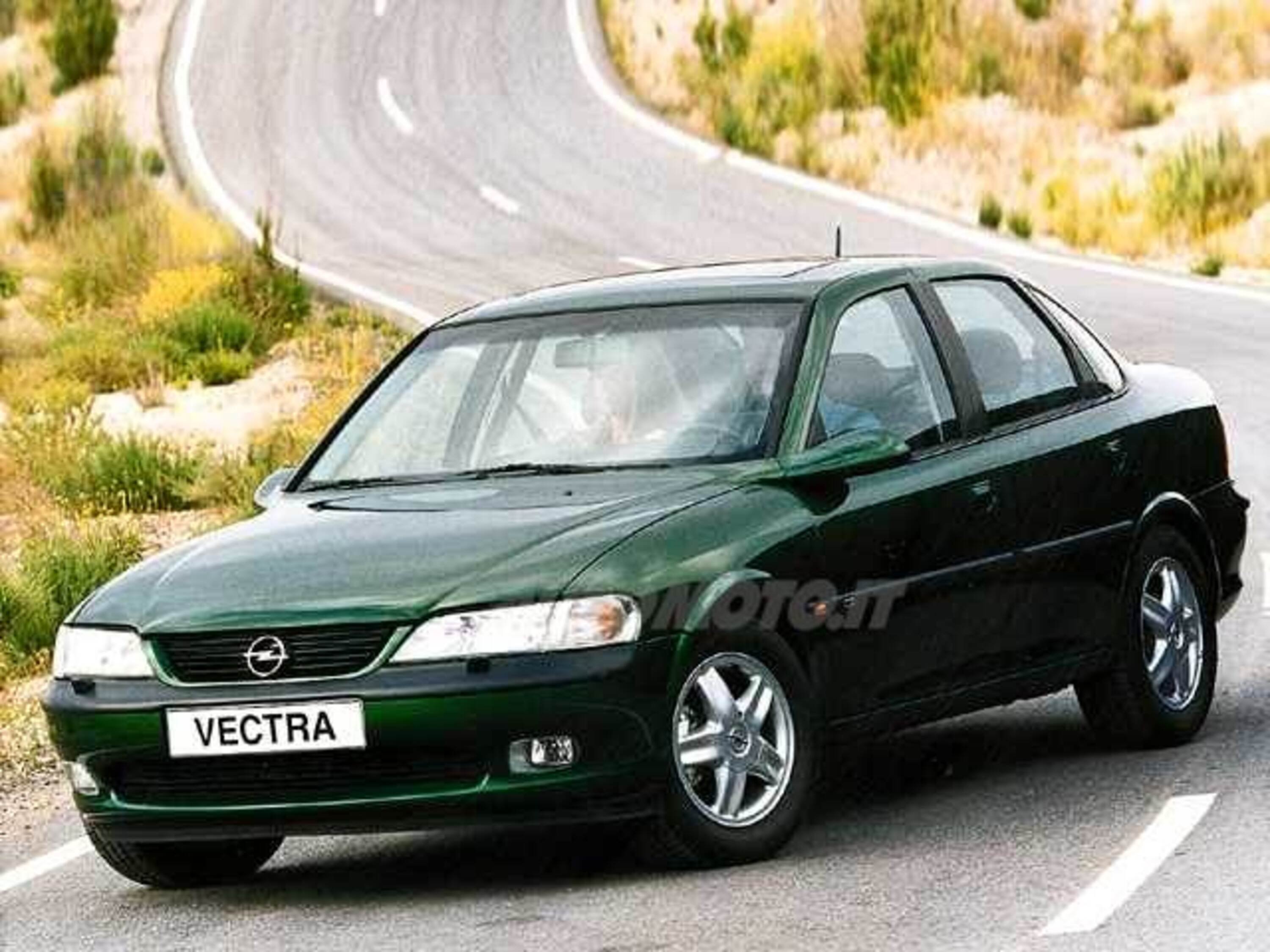 Opel Vectra 1.7 turbodiesel cat 4 porte CD