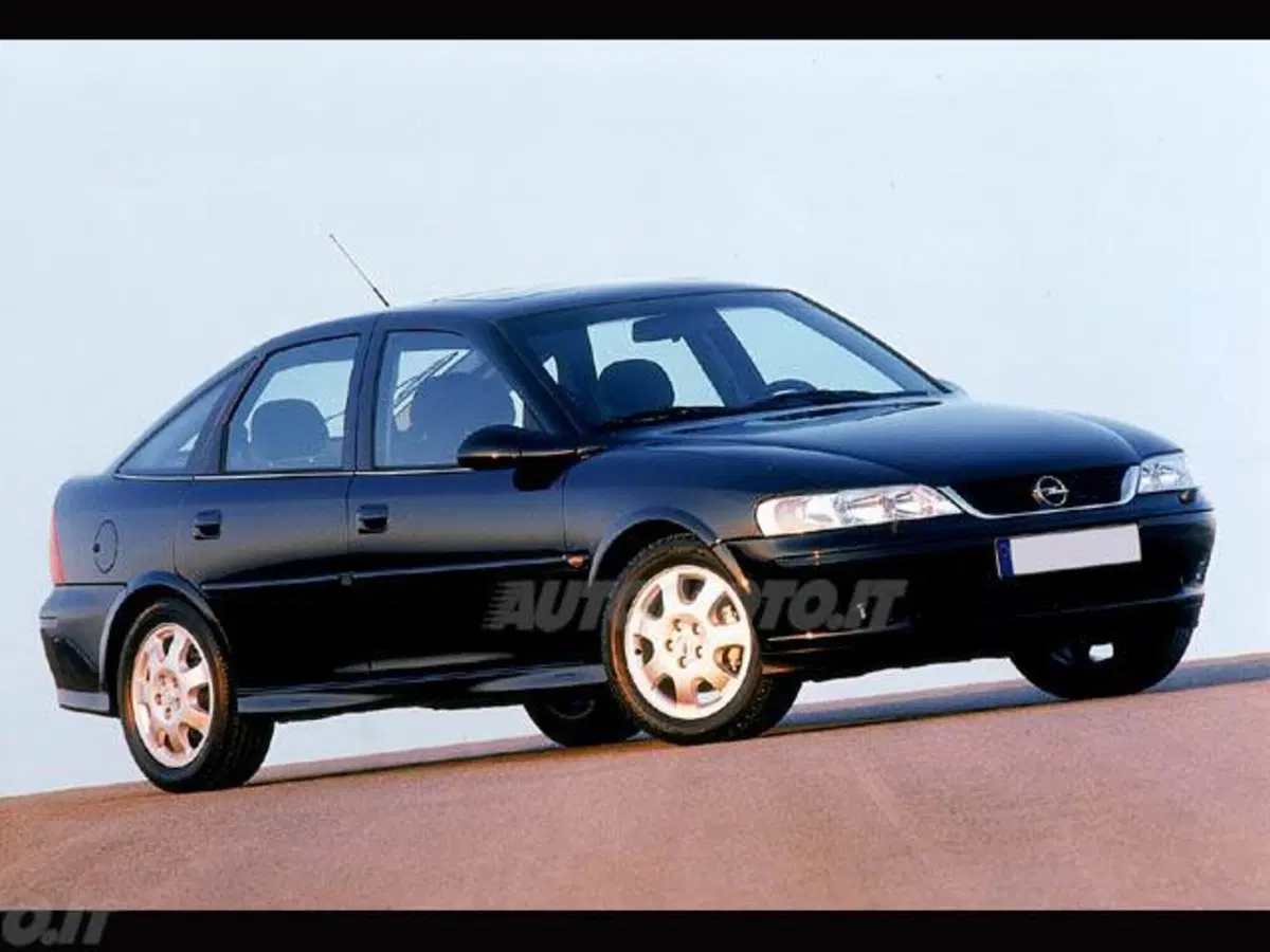 Opel Vectra 1.8i 16V cat 5 porte CD 100