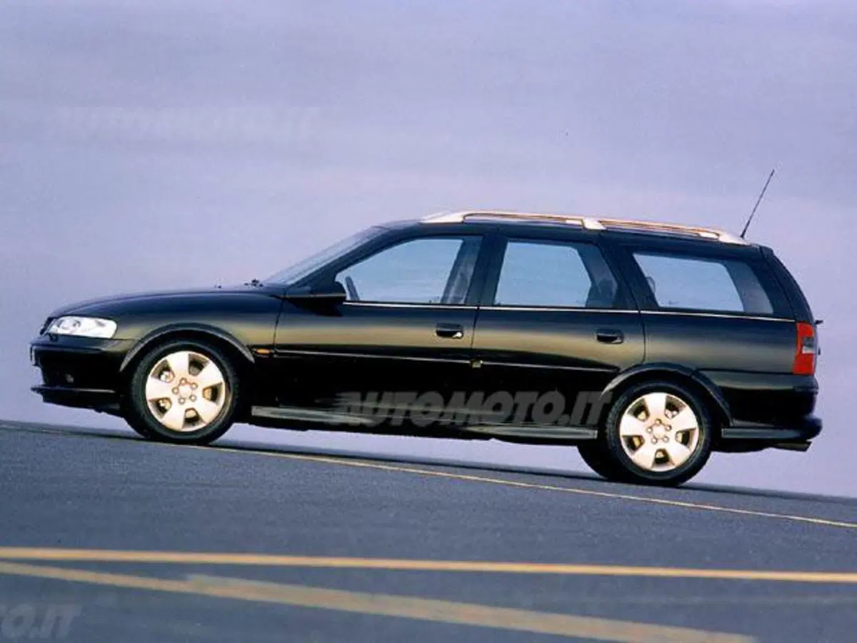 Opel Vectra Station Wagon 2.0 16V T DI cat Class