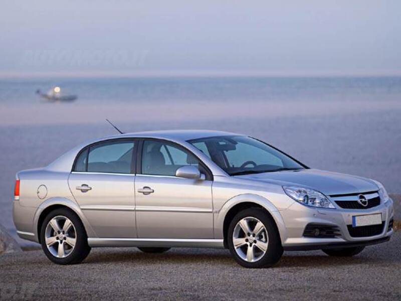 Opel Vectra 1.8 16V 4 porte Elegance 