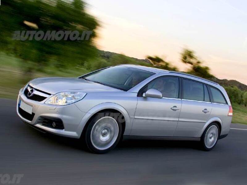 Opel Vectra Station Wagon (2003-08)