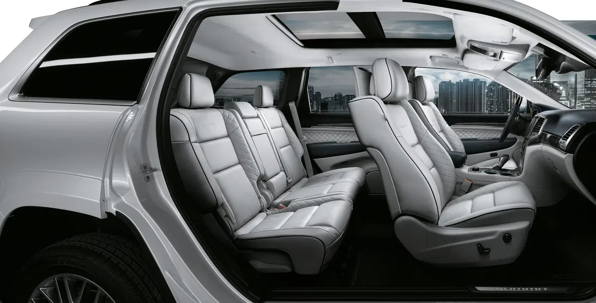 Quale comprare, Confronto: Jeep Grand Cherokee CRD Vs Porsche Cayenne Diesel (10)