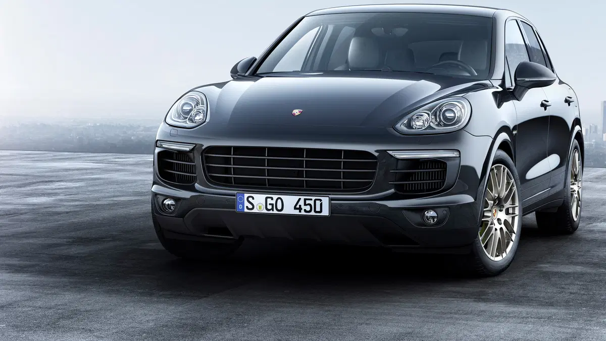 Quale comprare, Confronto: Jeep Grand Cherokee CRD Vs Porsche Cayenne Diesel (11)