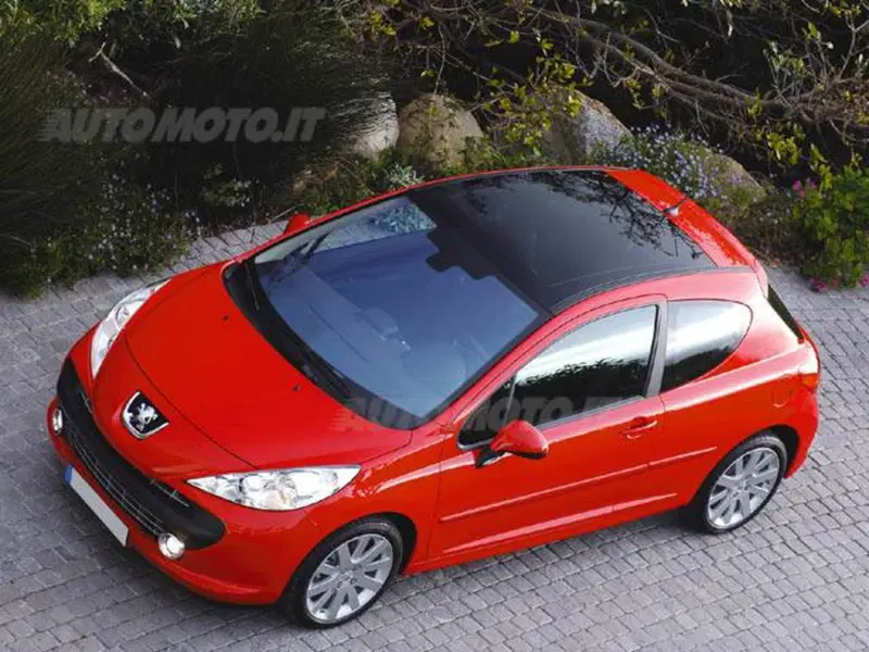 Peugeot 207 HDi 90CV 3p. ONE Line