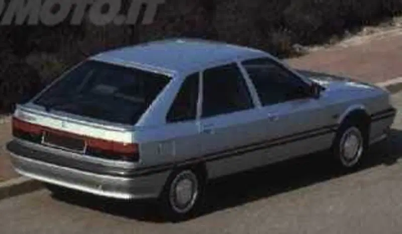 Renault 21 5 porte TSE