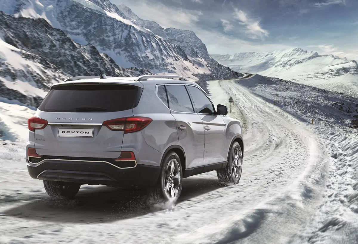 Ssangyong Rexton 2017, nuovo capitolo per il maxi SUV coreano (6)