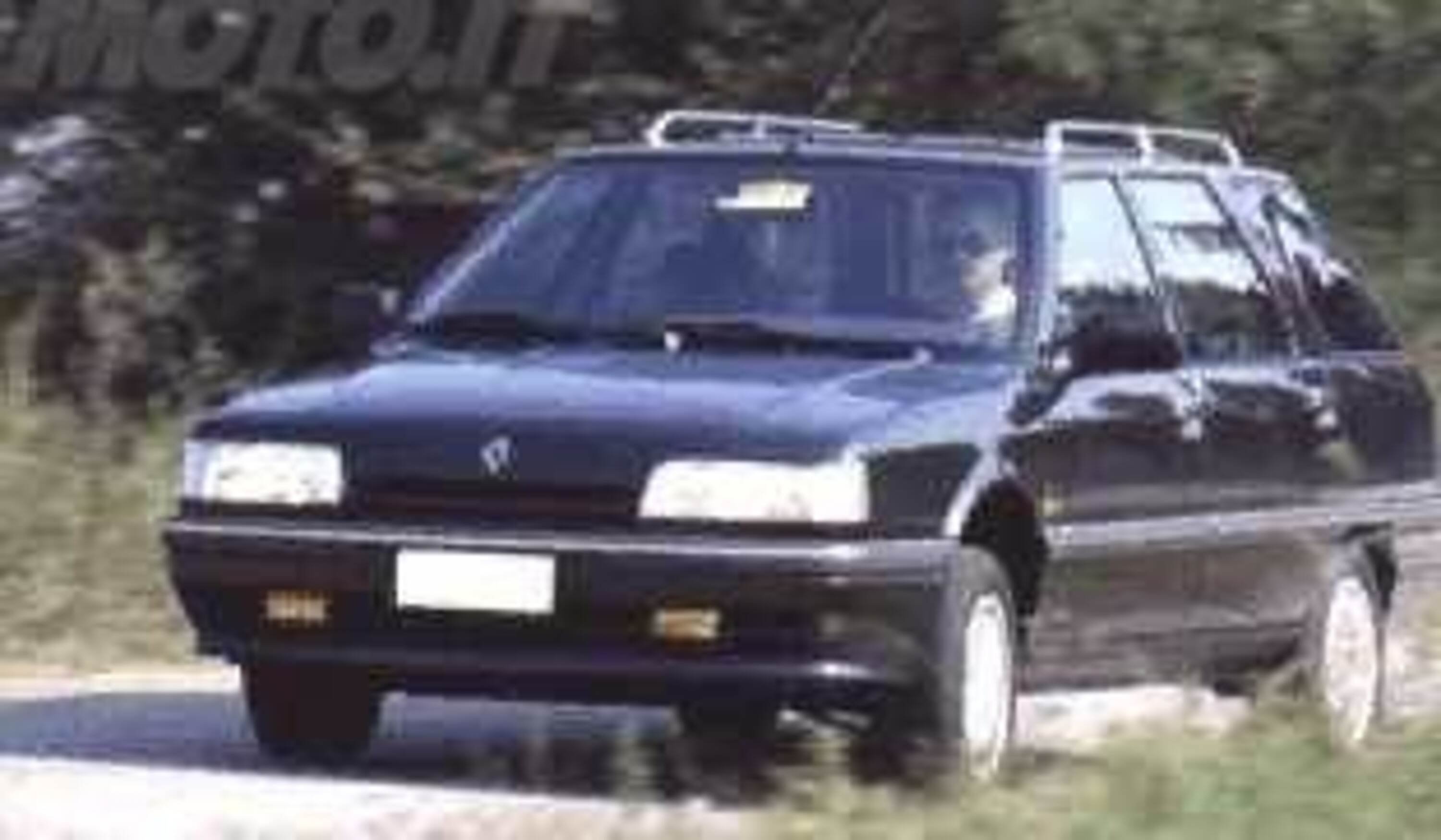 Renault 21 Nevada 2.1 diesel 4x4 GTD