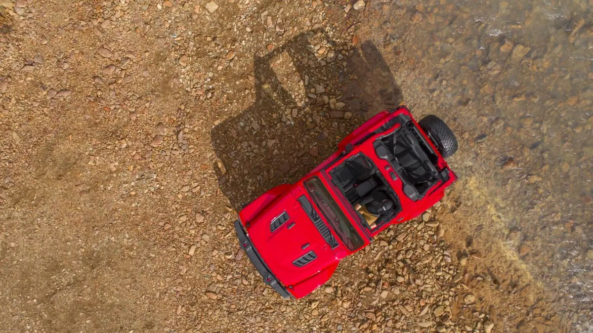 Jeep Wrangler 2018, le prime immagini [Video] (3)
