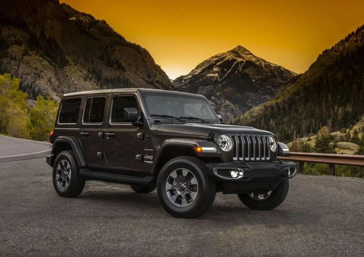 Jeep Wrangler 2018, le prime immagini [Video]