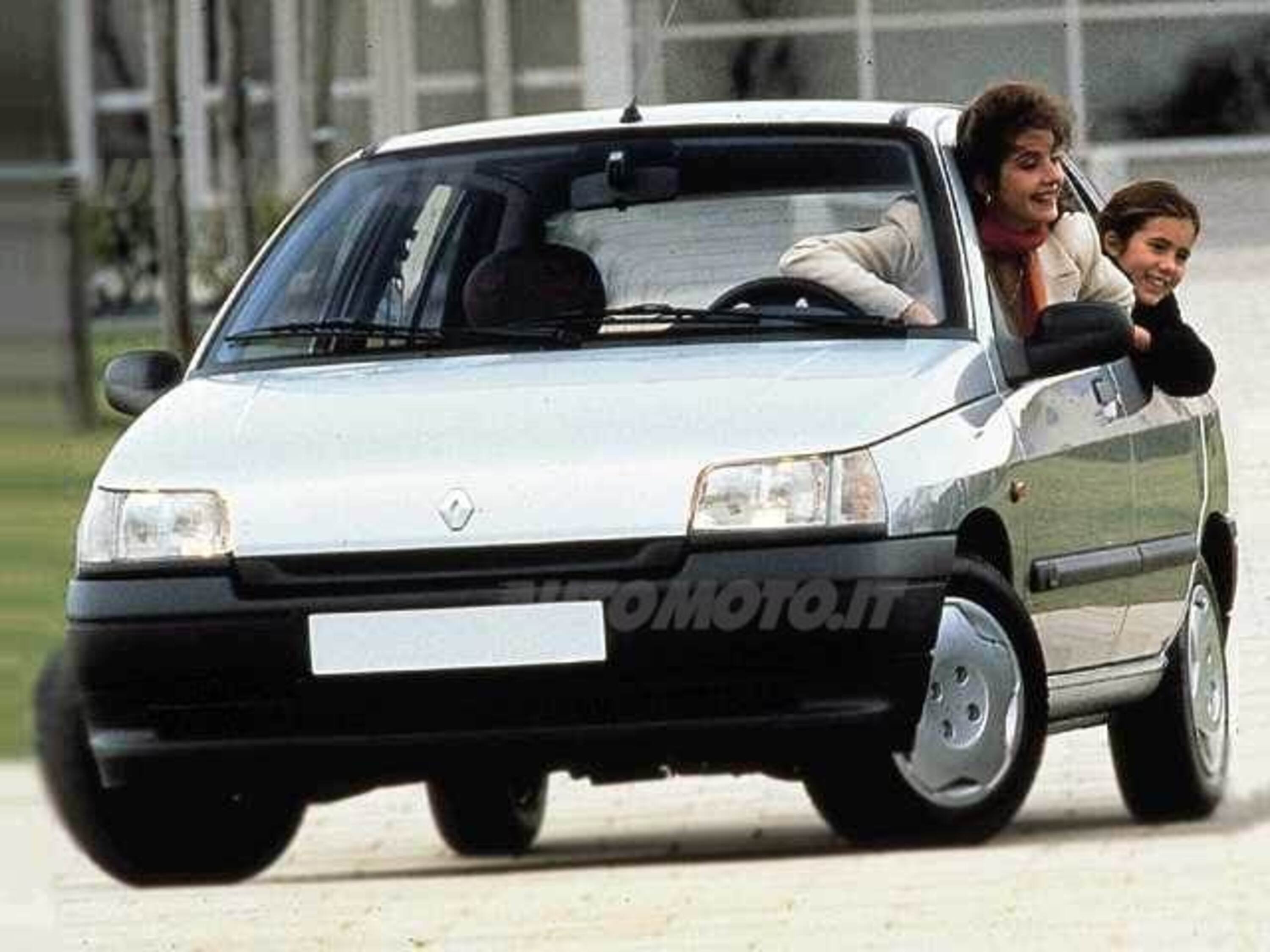 Renault Clio cat 5 porte Fidji 
