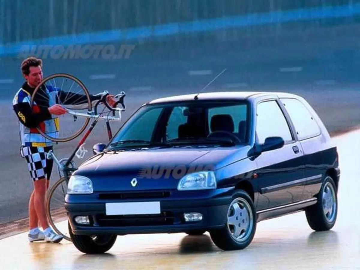 Renault Clio cat 3 porte RTi