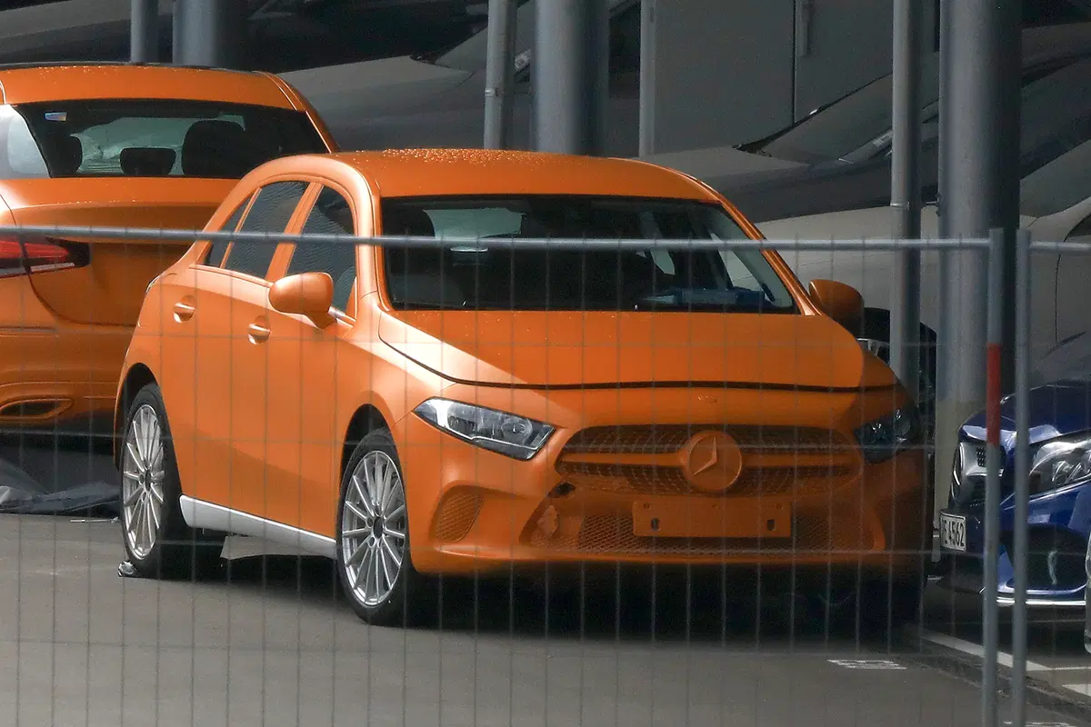 Mercedes Classe A, eccola senza veli  (4)