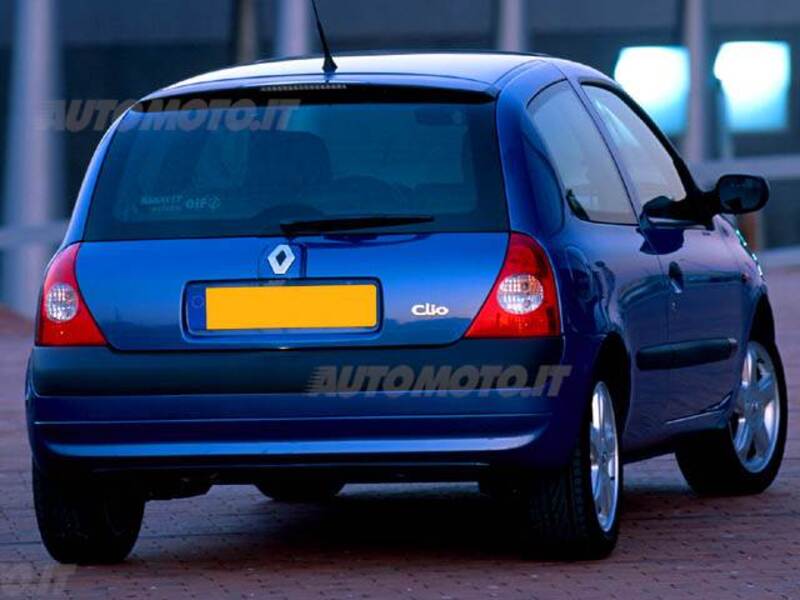 Renault Clio 1.2 16V cat 3 porte Reebok