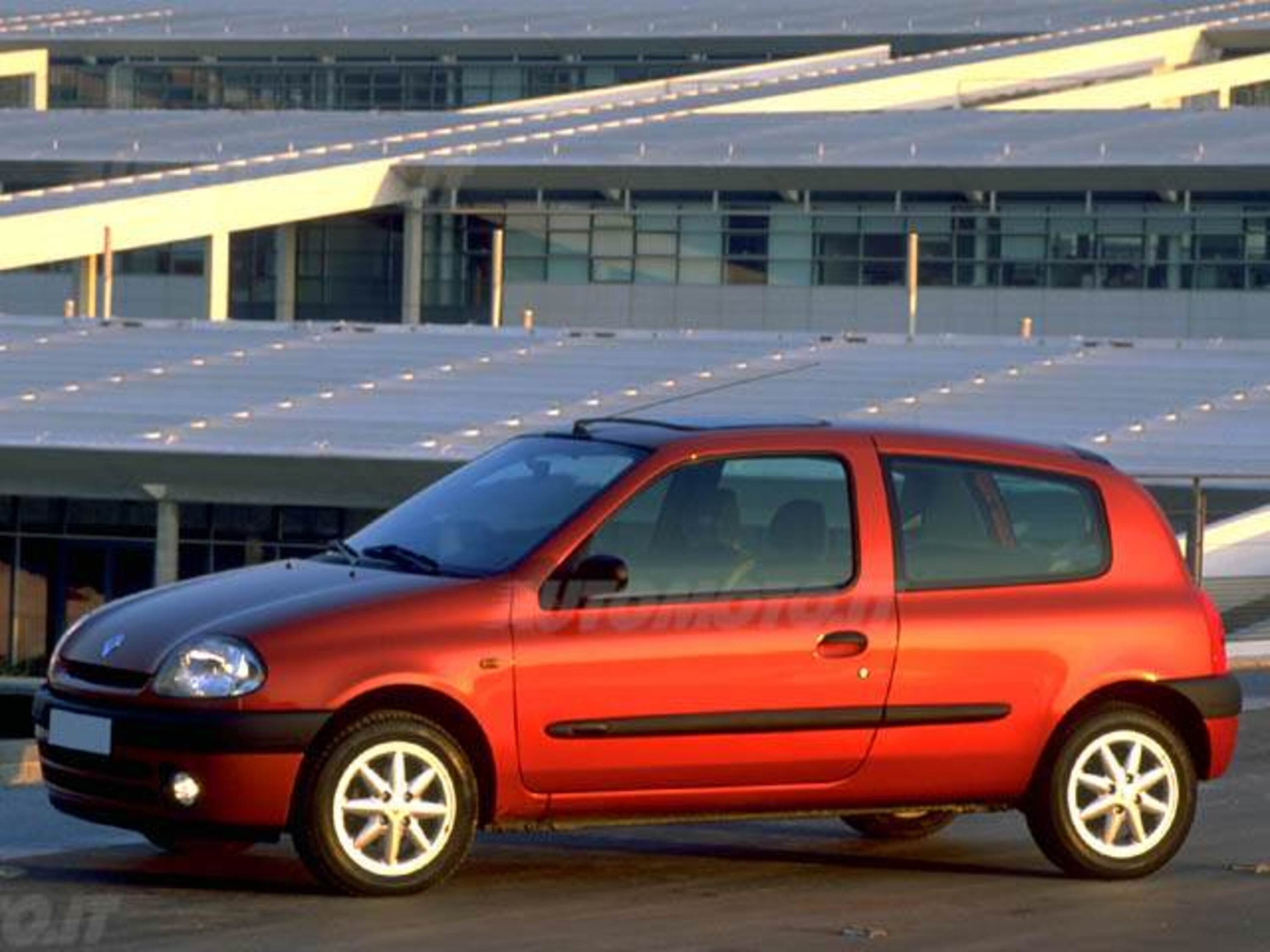 Renault Clio 1.9 diesel 3 porte RT my 00