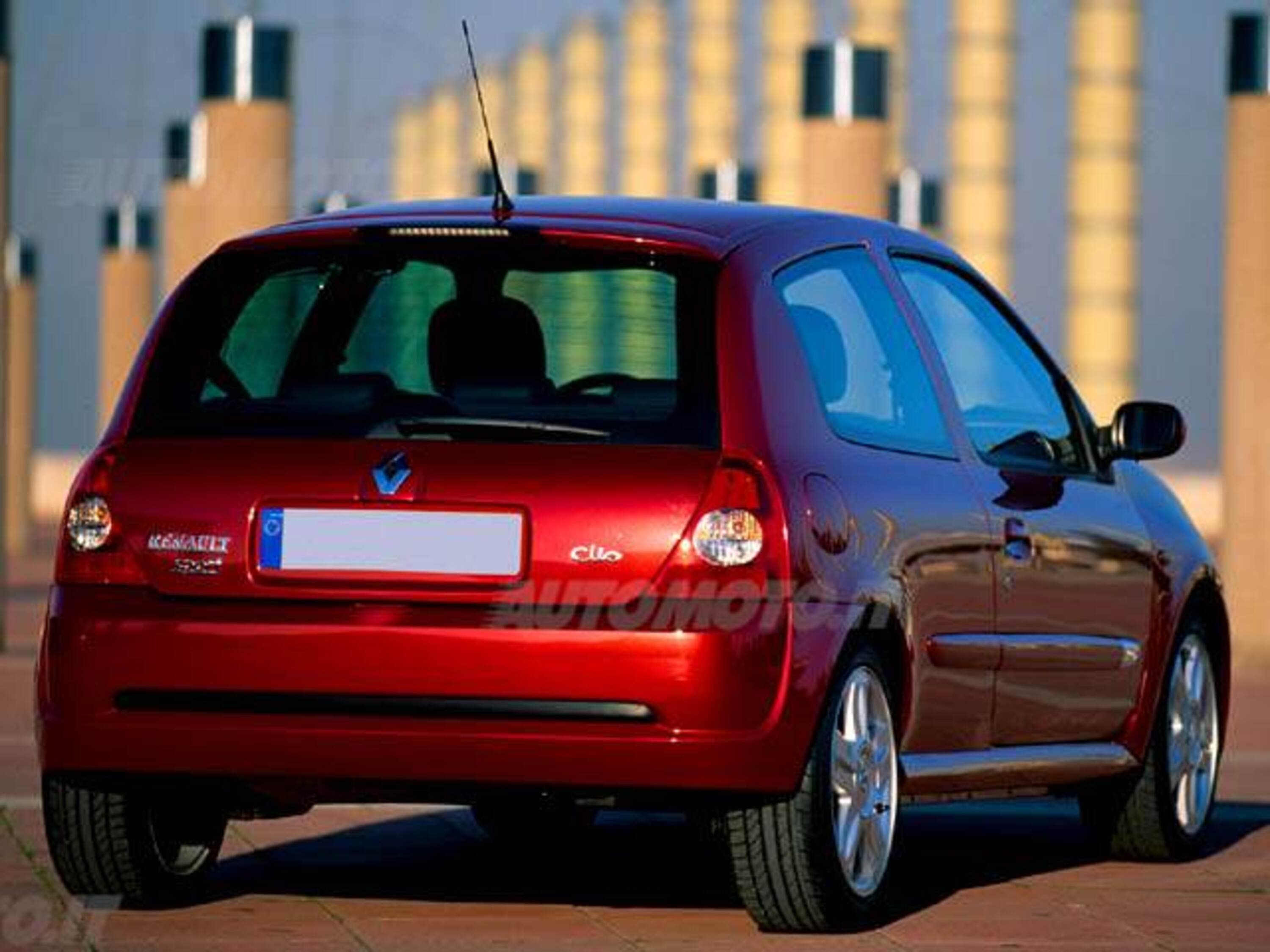 Renault Clio 1.4 16V 3 porte Dynamique: prezzo e scheda tecnica 