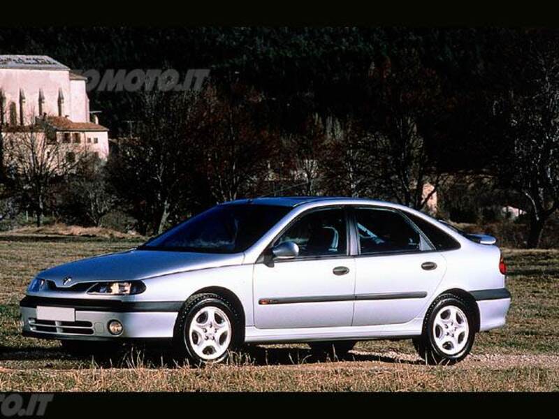 Renault Laguna 1.8i 16V cat Initiale