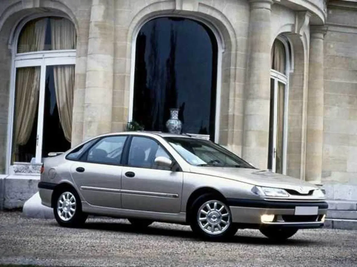 Renault Laguna 2.0i cat Initiale Paris