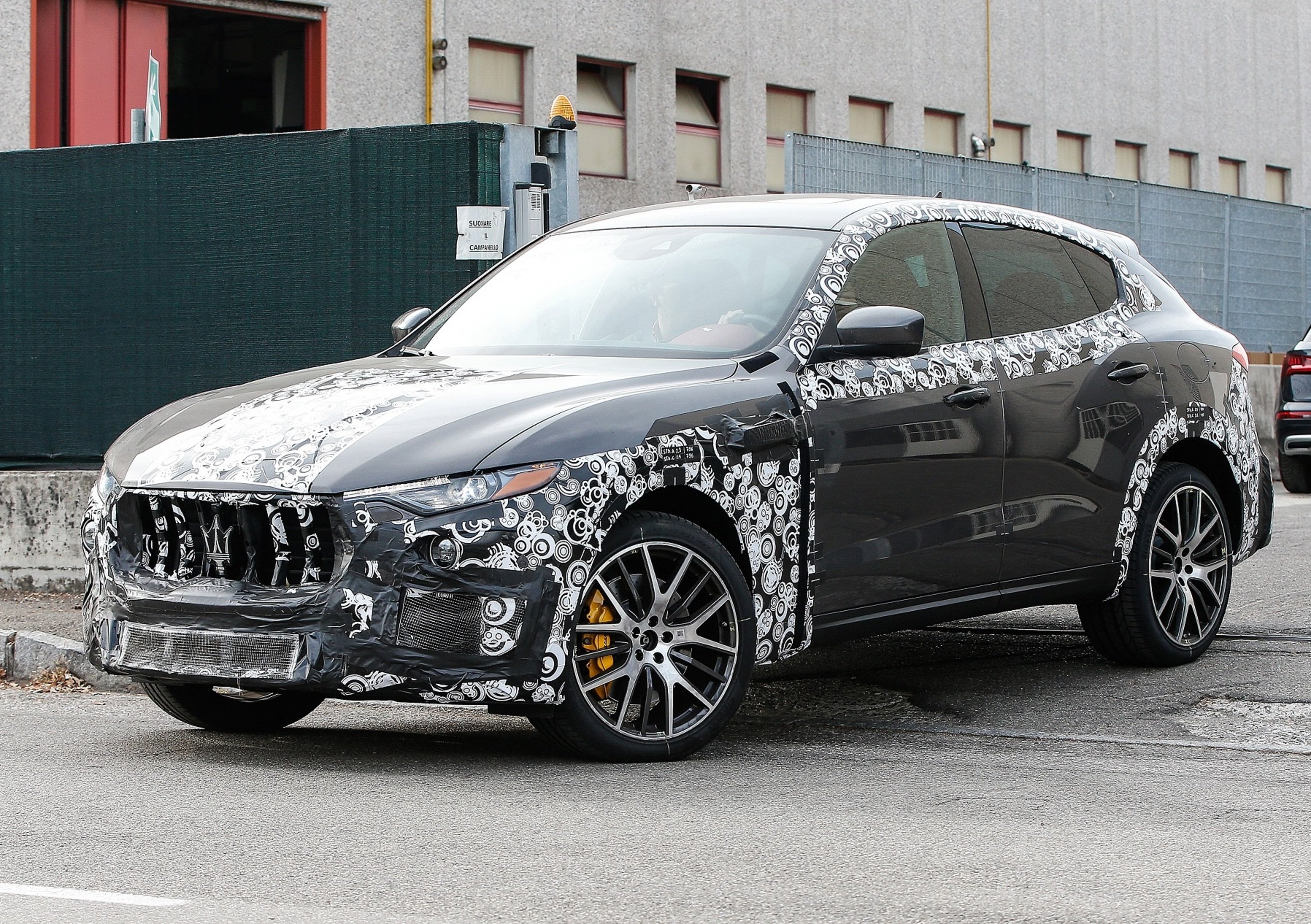 Maserati Levante, test per la versione GTS