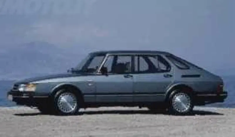 Saab 900 16 5 porte