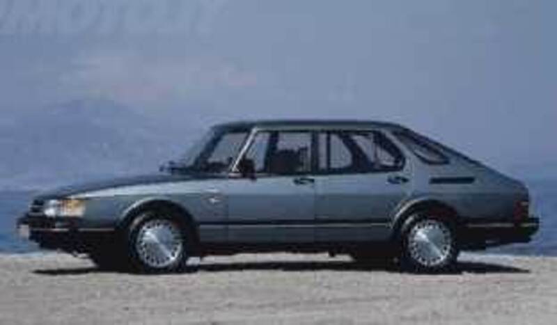 Saab 900 5 porte 